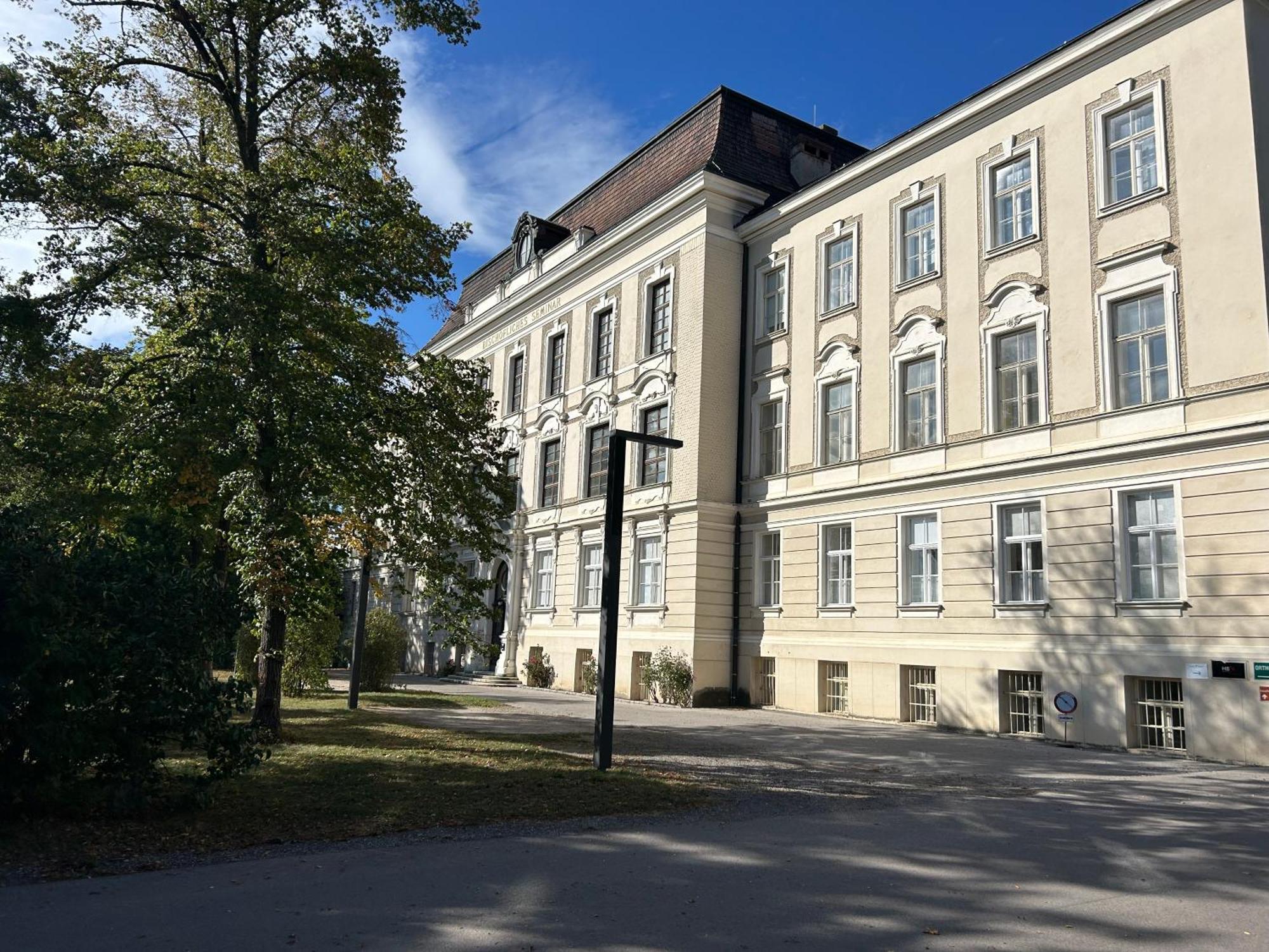 Pension L'Etage Мелк Экстерьер фото
